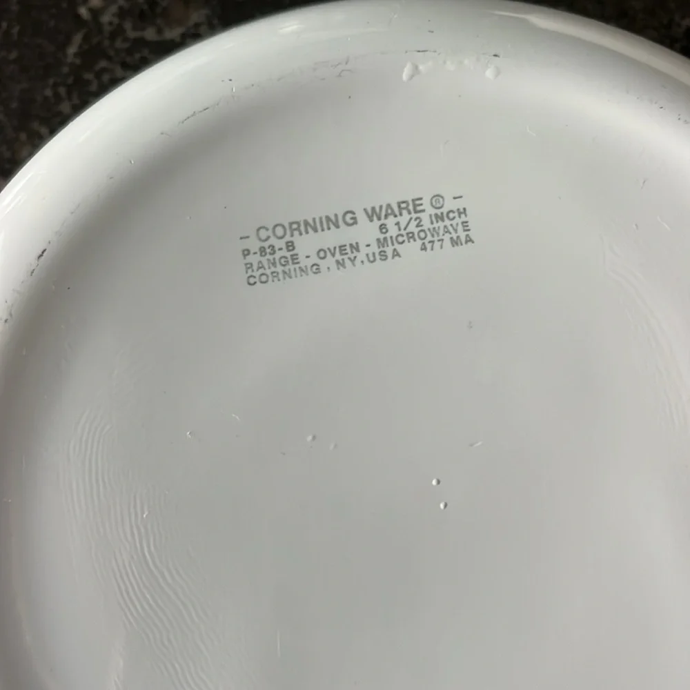 EUC vintage Corning ware p-83-b Blue Cornflower 6.5” 10” with handle